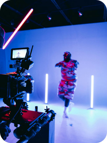 إمكانات عالمية

